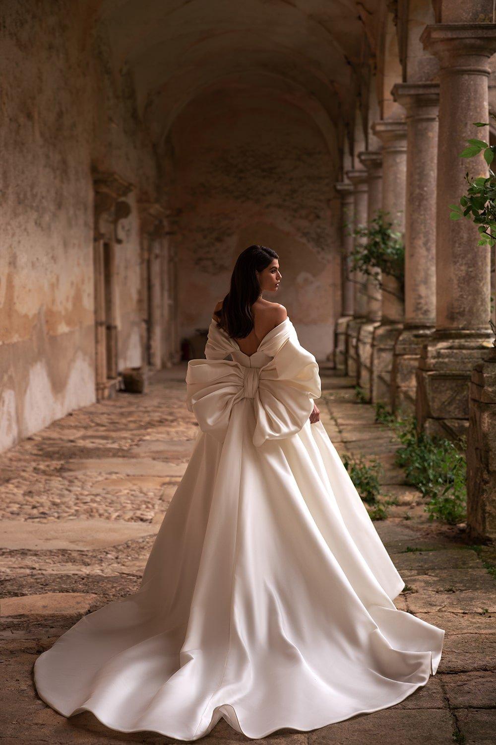 vestidos de novia modernos y elegantes