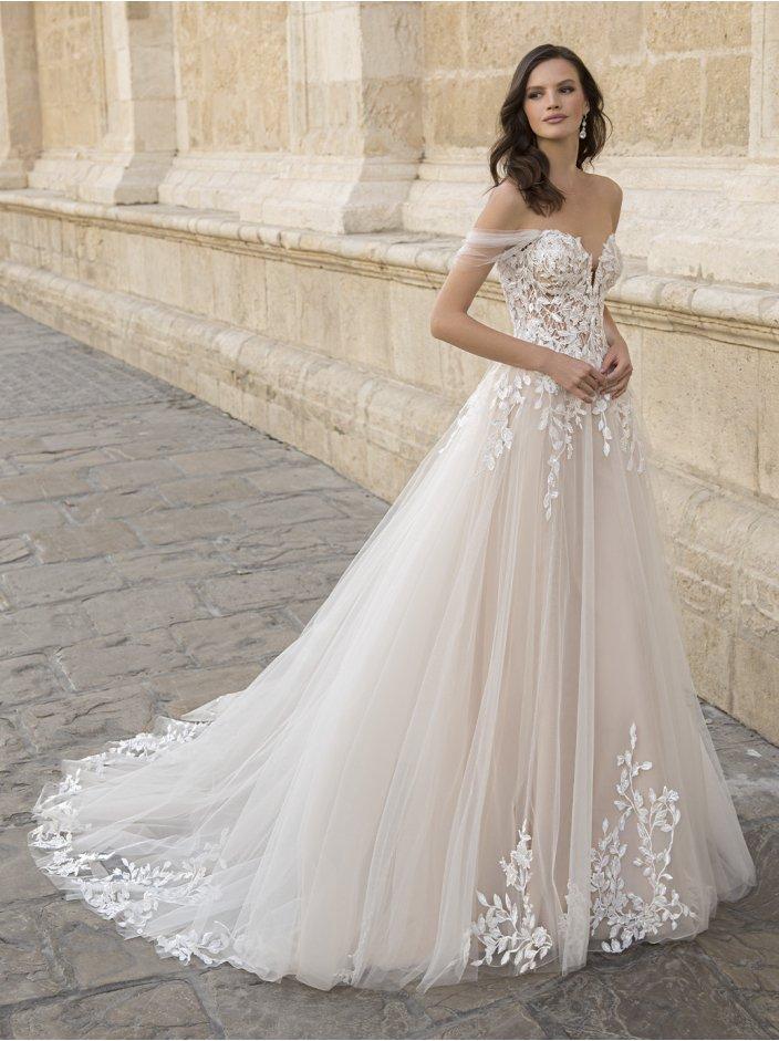 vestidos de novia corte princesa con encaje