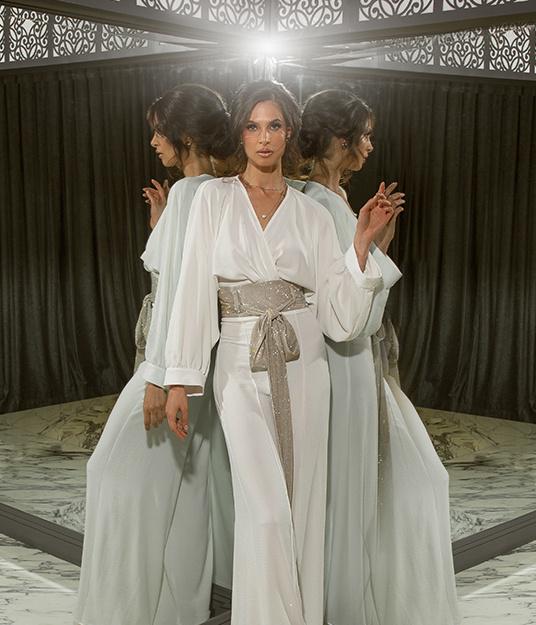 jumpsuit para novia elegante