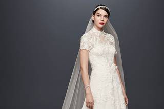 David's Bridal: Oleg Cassini