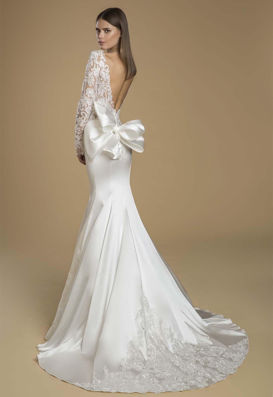 Estos son los 50 vestidos con moños para que no te puedes perder - bodas.com.mx