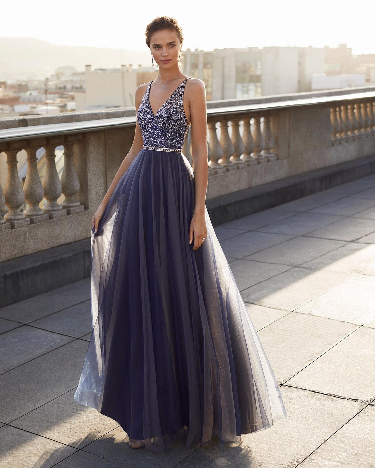 vestido de fiesta elegante azul