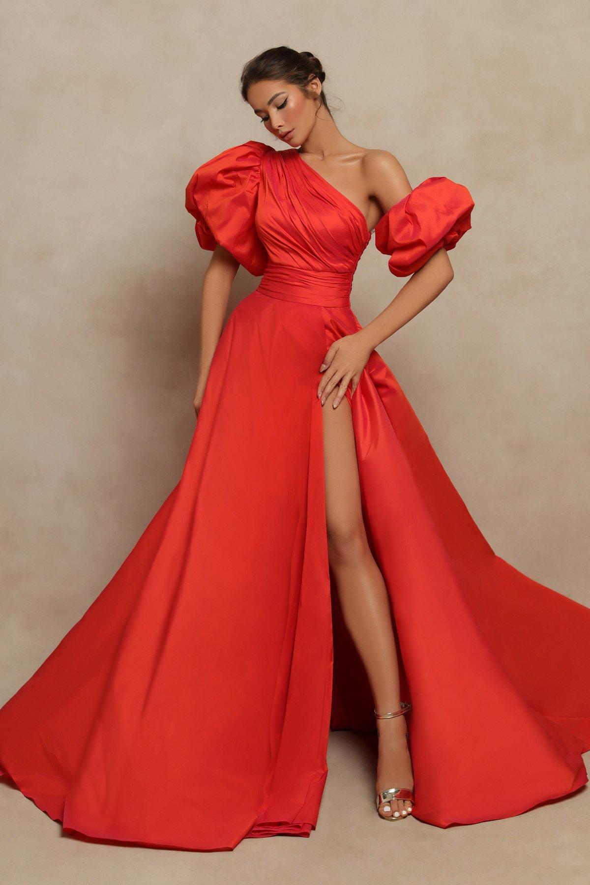 Vestidos de fiesta rojos: 35 diseños que te hipnotizarán 