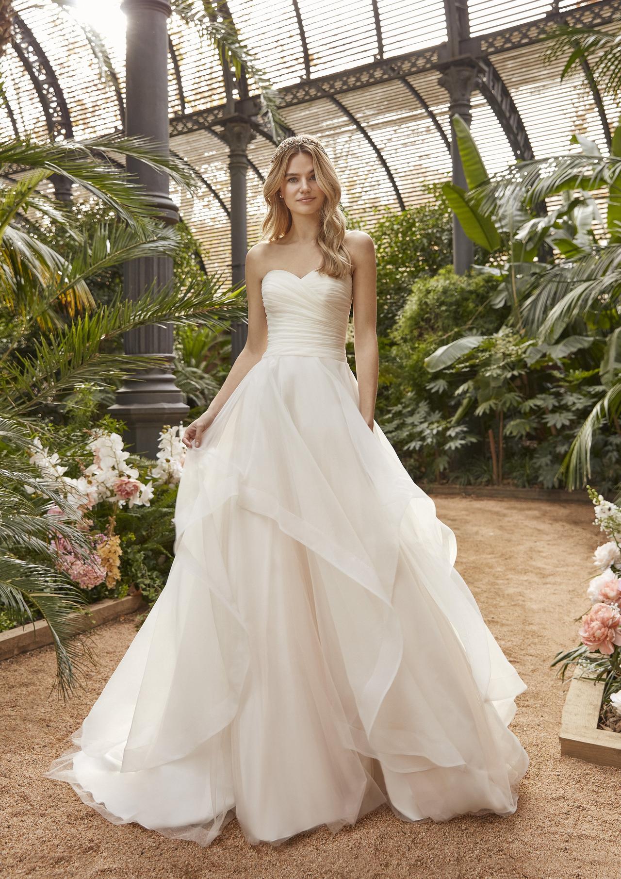 vestido de novia princesa con holanes