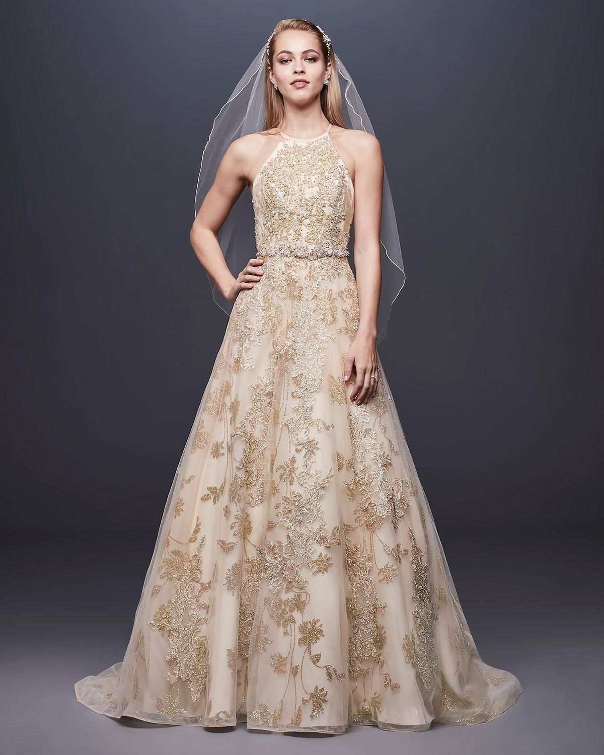 perdón estudiante universitario Alcanzar 35 vestidos de novia en dorado para un look ¡brillante! - bodas.com.mx
