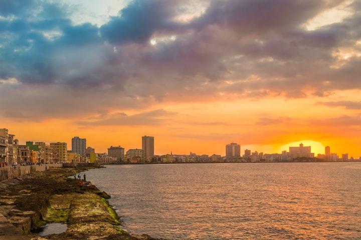 8 motivos y alguno más para ir de luna de miel a Cuba bodas mx