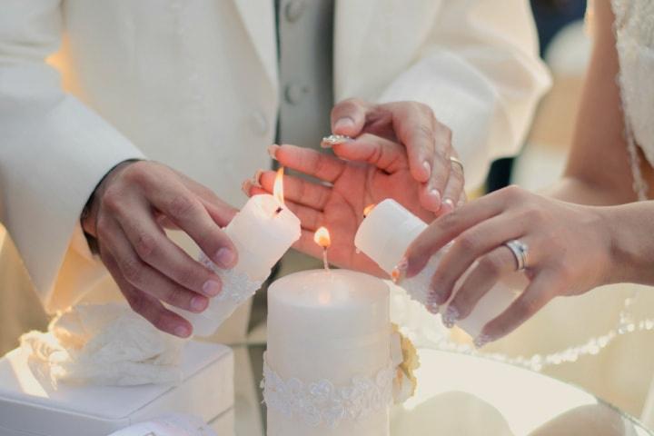 La ceremonia de las velas en las bodas civiles - Lledo encant