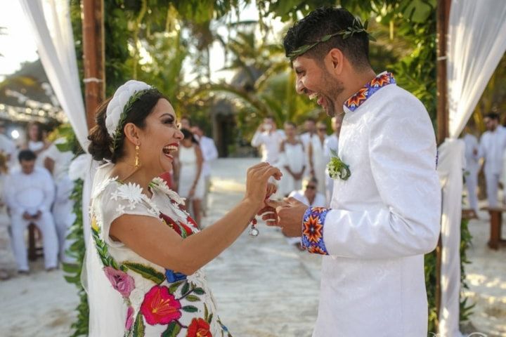 Vestidos de novia discount mexicanos para gorditas