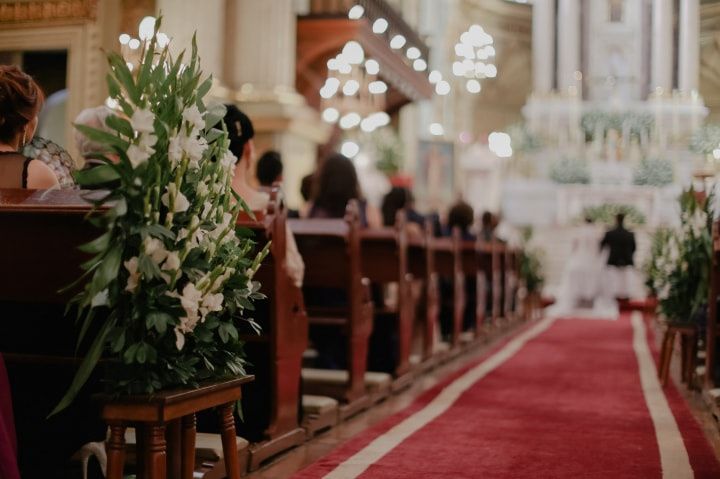 5 estrategias para decorar la iglesia de su boda a bajo costo 