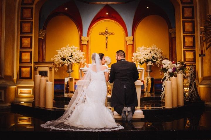 5 estrategias para decorar la iglesia de su boda a bajo costo 