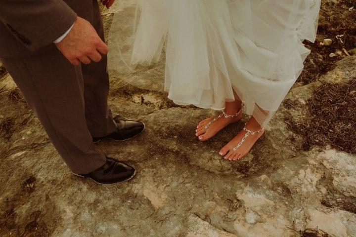 zapatos ideales una boda en la playa - bodas.com.mx