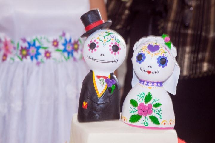 pastel decorado de día de muertos