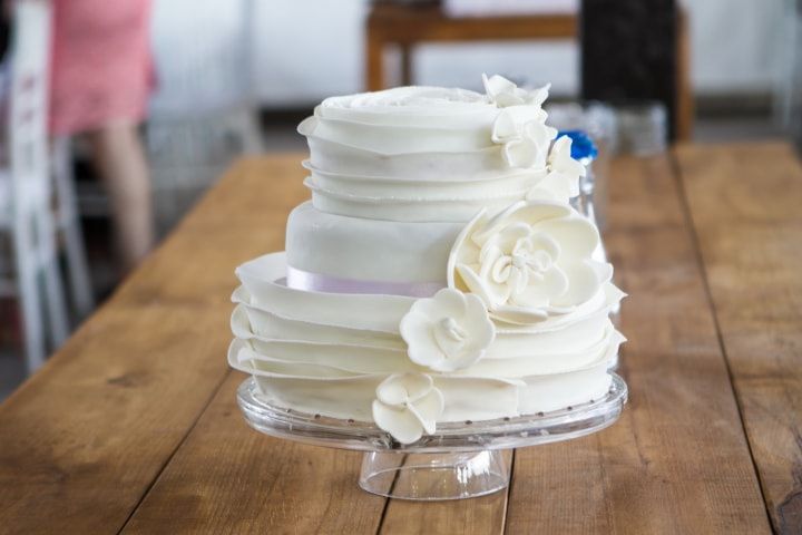 50 imágenes de pasteles de boda que les encantarán 