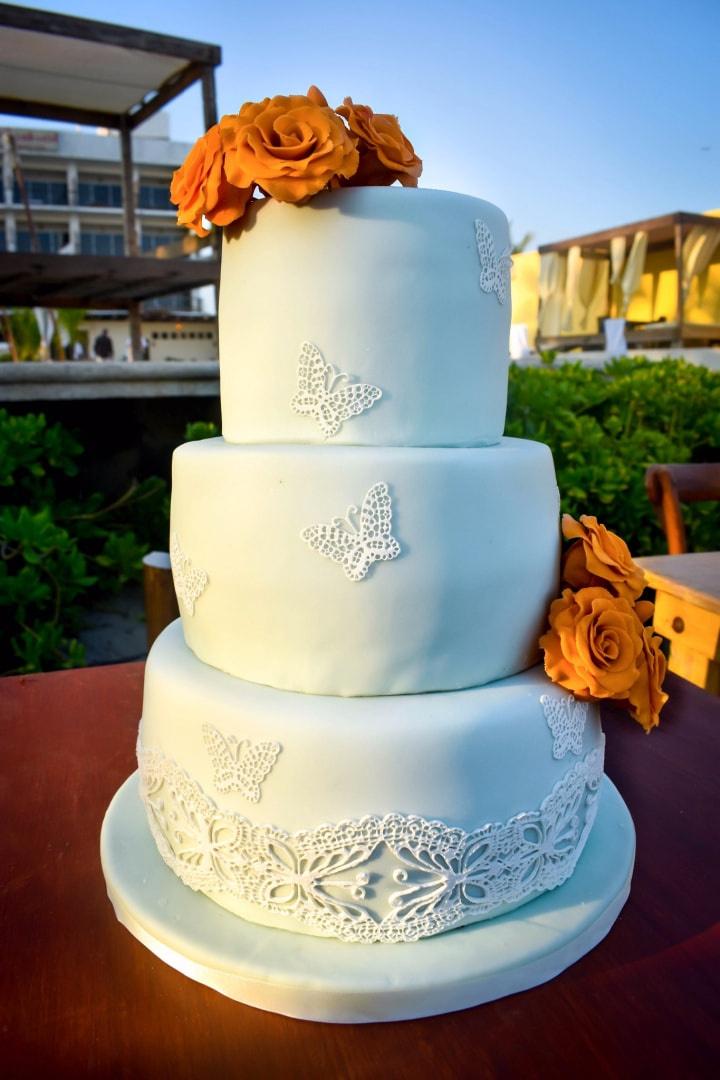 pastel de boda fondant elegante