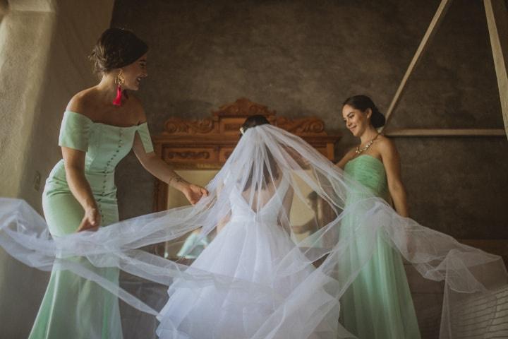 Por qué llevar velo el día de la boda?