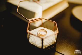 caja de cristal para anillos de boda