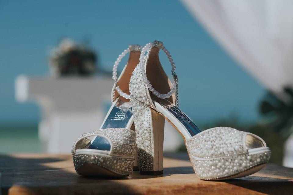 Zapatos novia mint  Calzado nupcial, Novios, Zapatos de boda