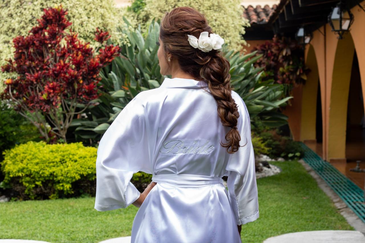 Trenzas al lado para novia