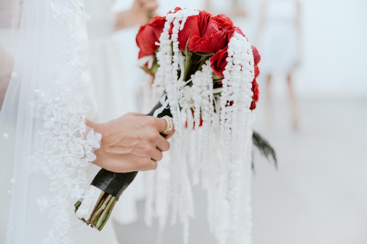 ramos de novia rojo y blanco