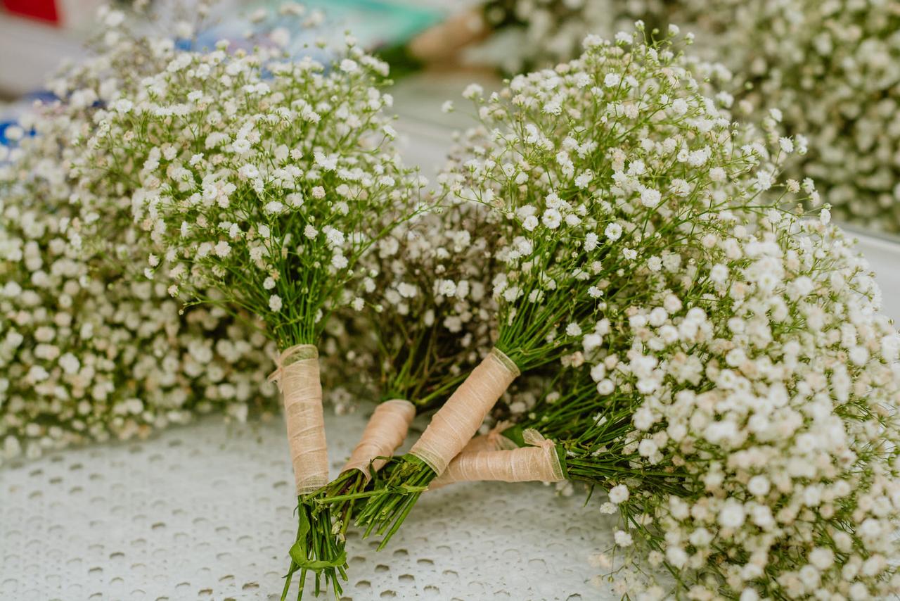 Ramo de bodas: flores ideales según la temporada