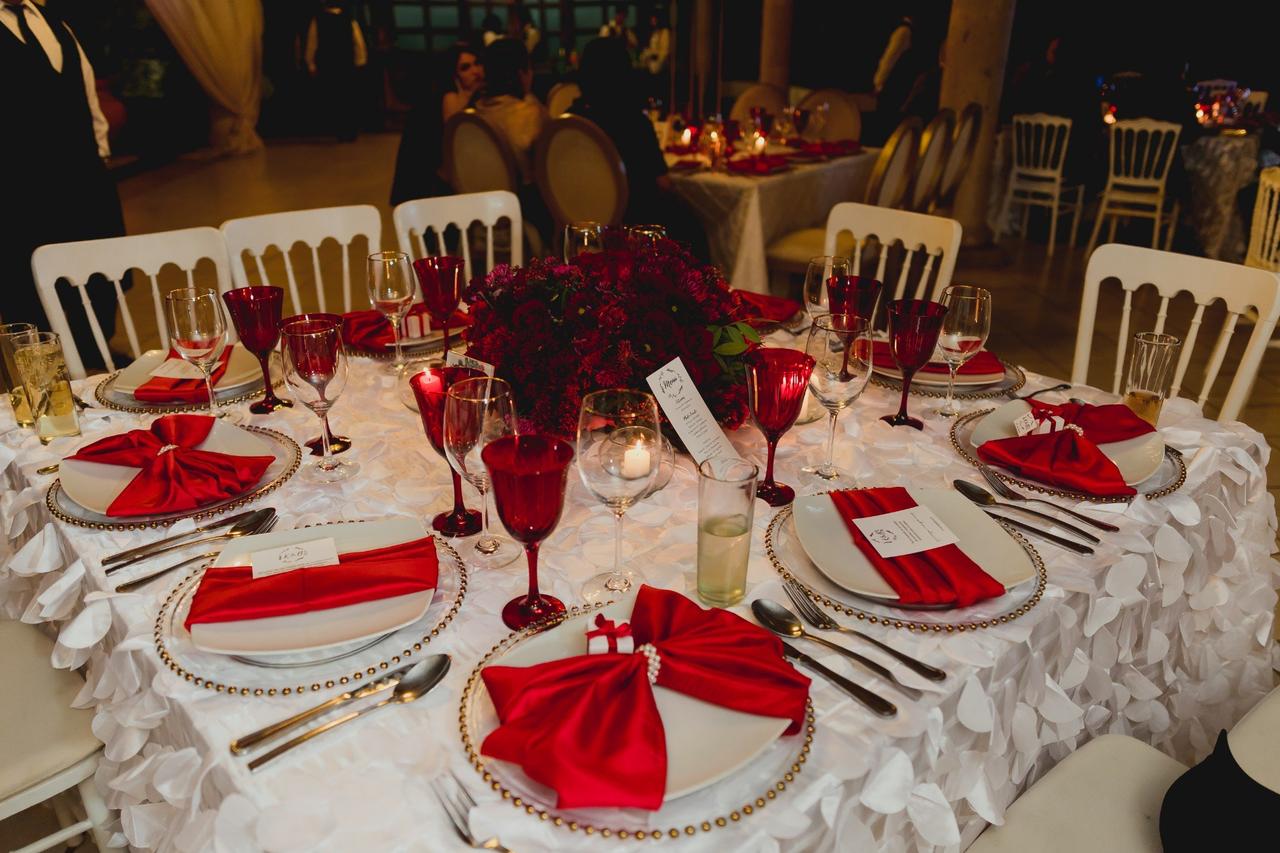 arreglos de mesa para boda navideños