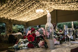 decoración con luces para boda