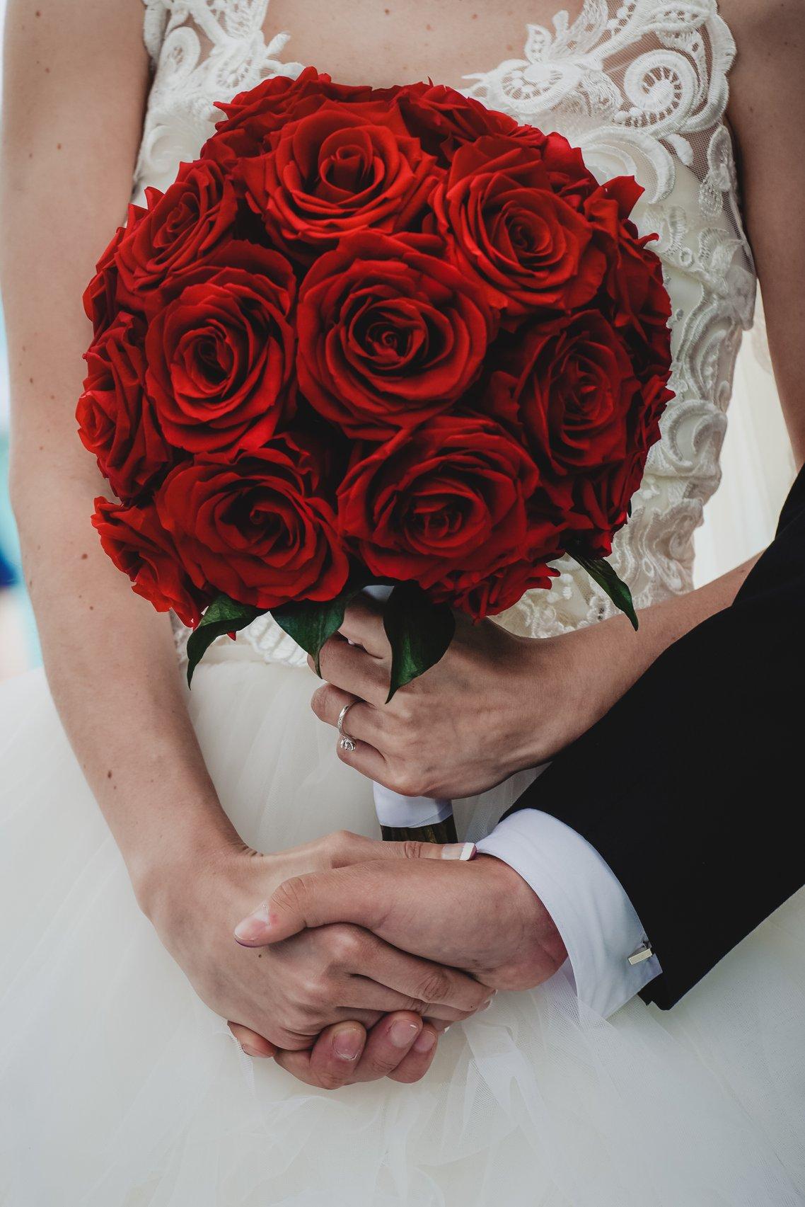 ramos de novia rojos vintage