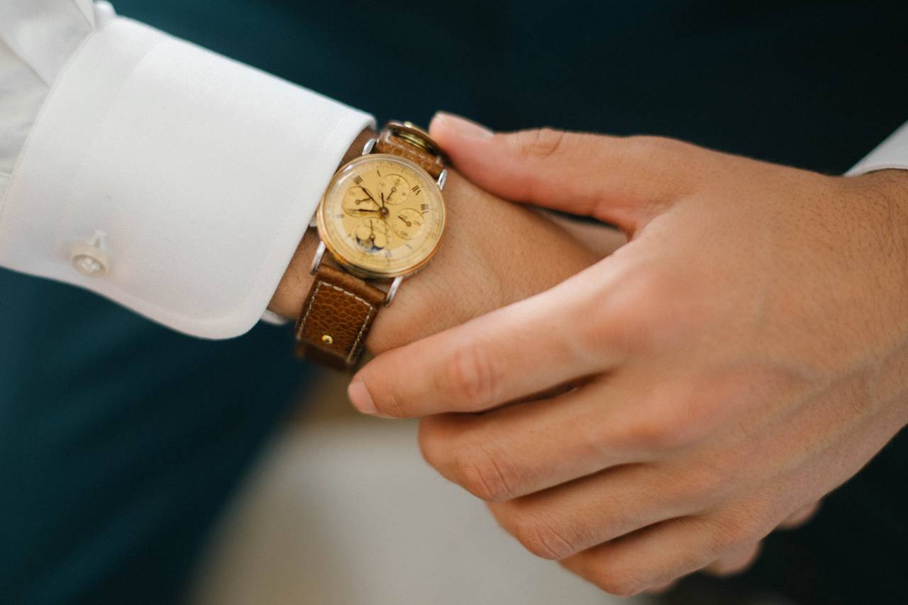 Consejos para regalar el reloj de compromiso, ¡sorprendan a su pareja! -  