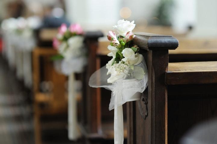 Tips para decorar su ceremonia religiosa: que no se les pasen 