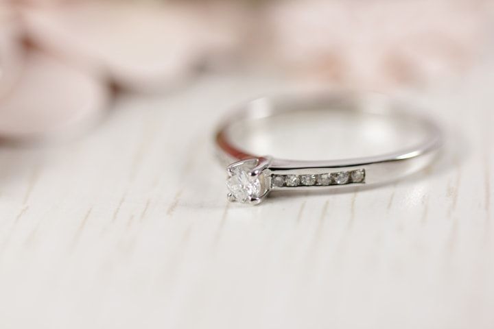 anillos de compromiso para 10 novias: ¿cuál es para ella? - bodas.com.mx