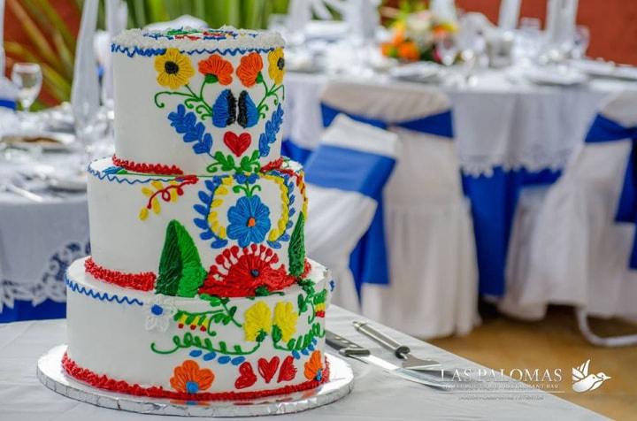 pastel decorado de día de muertos