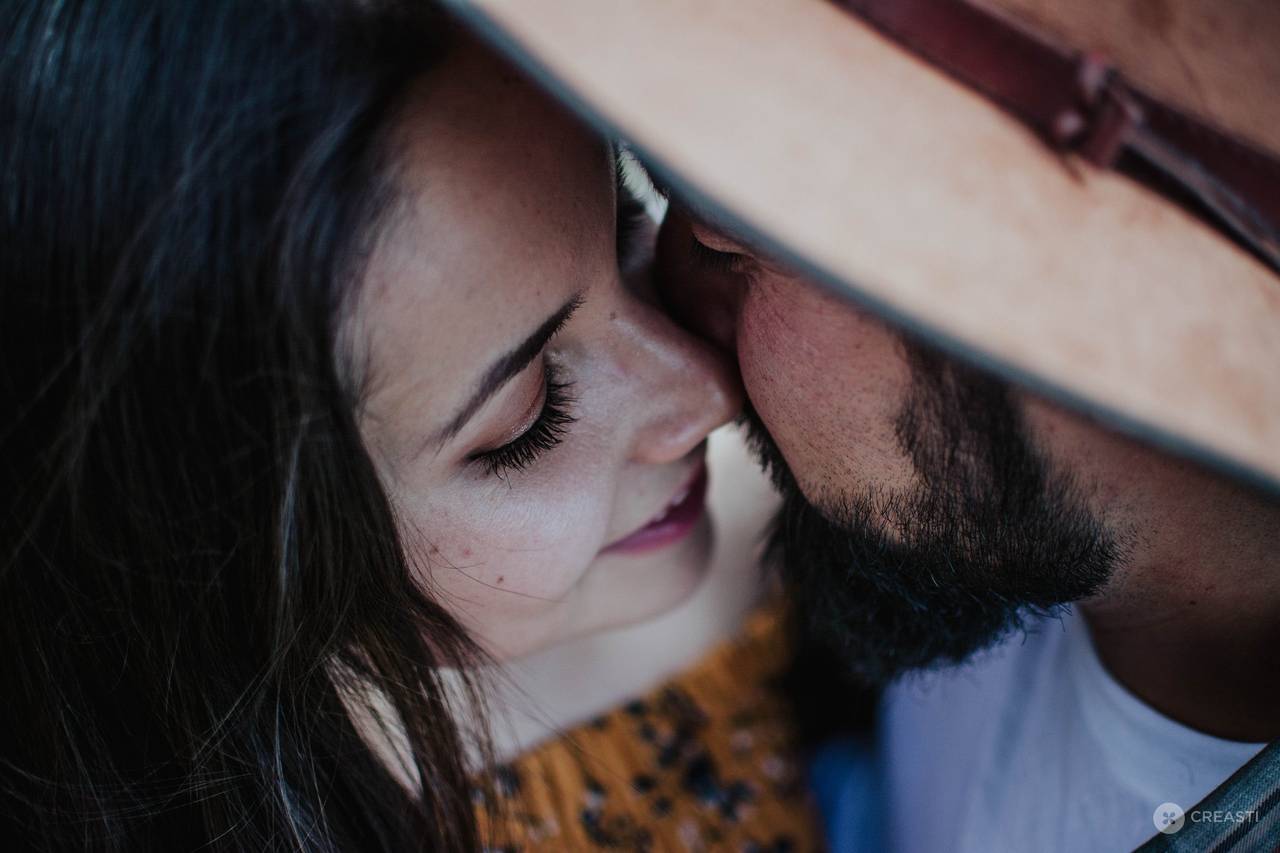 35 frases románticas para desearle buenas noches a tu pareja foto