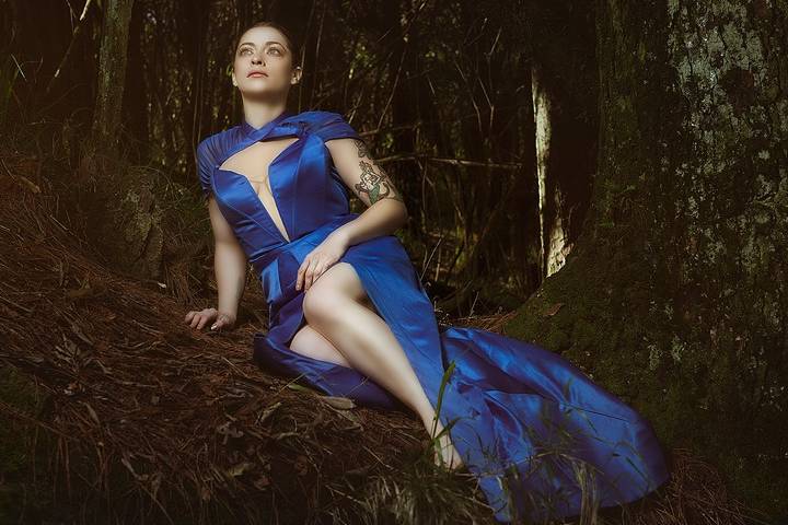 50 vestidos azules de fiesta para un look de invitada de infarto