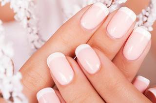 uñas para novias elegantes