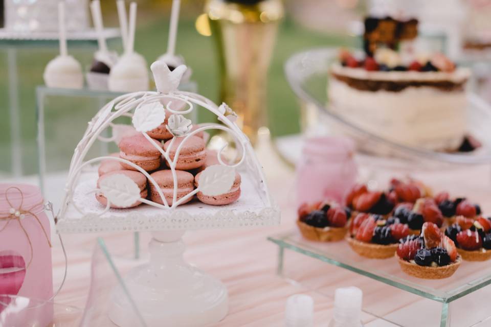 75 mesas de dulces para boda... ¡para comer con los ojos!