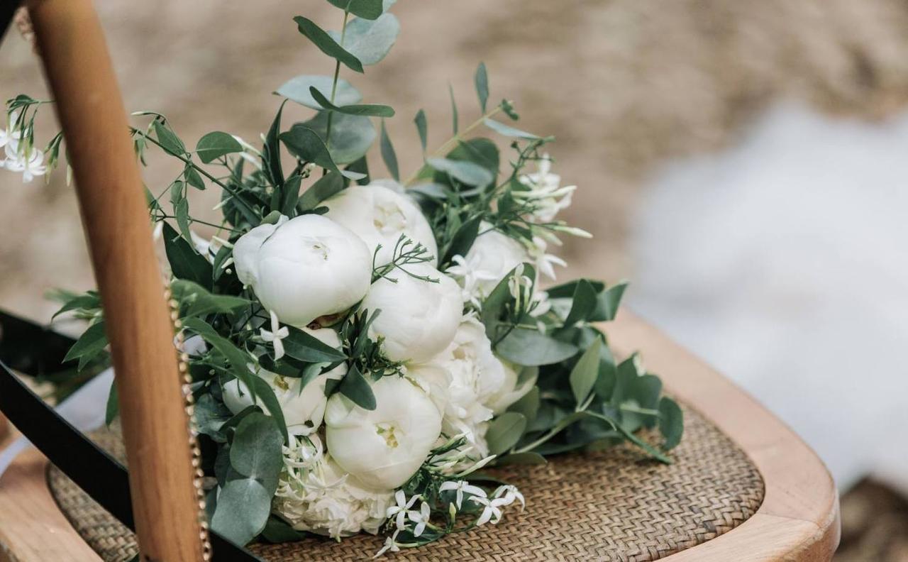Ramos de novia con peonías: una especie floral romántica y exclusiva -  