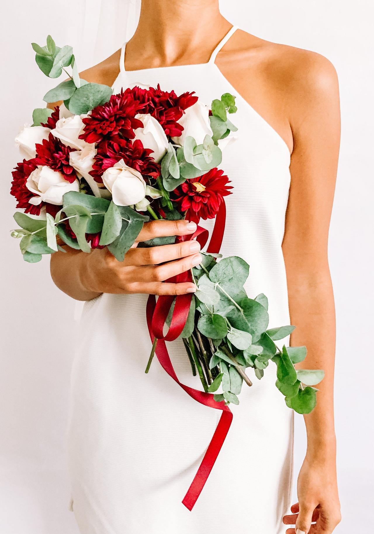 ramos de novia rojo y blanco