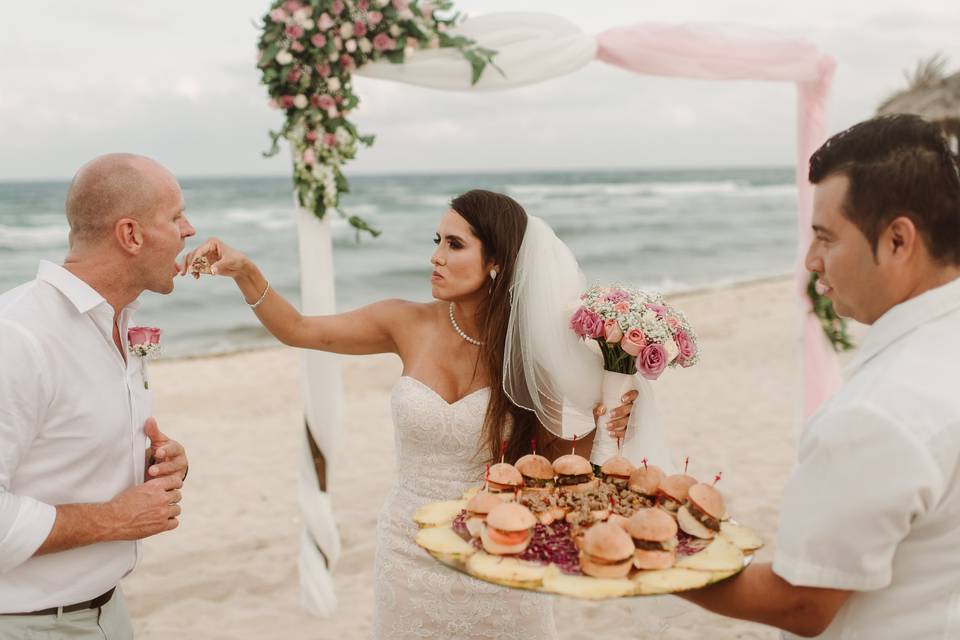 Comida rápida: 6 opciones para la 'torna' y bodas tipo coctel