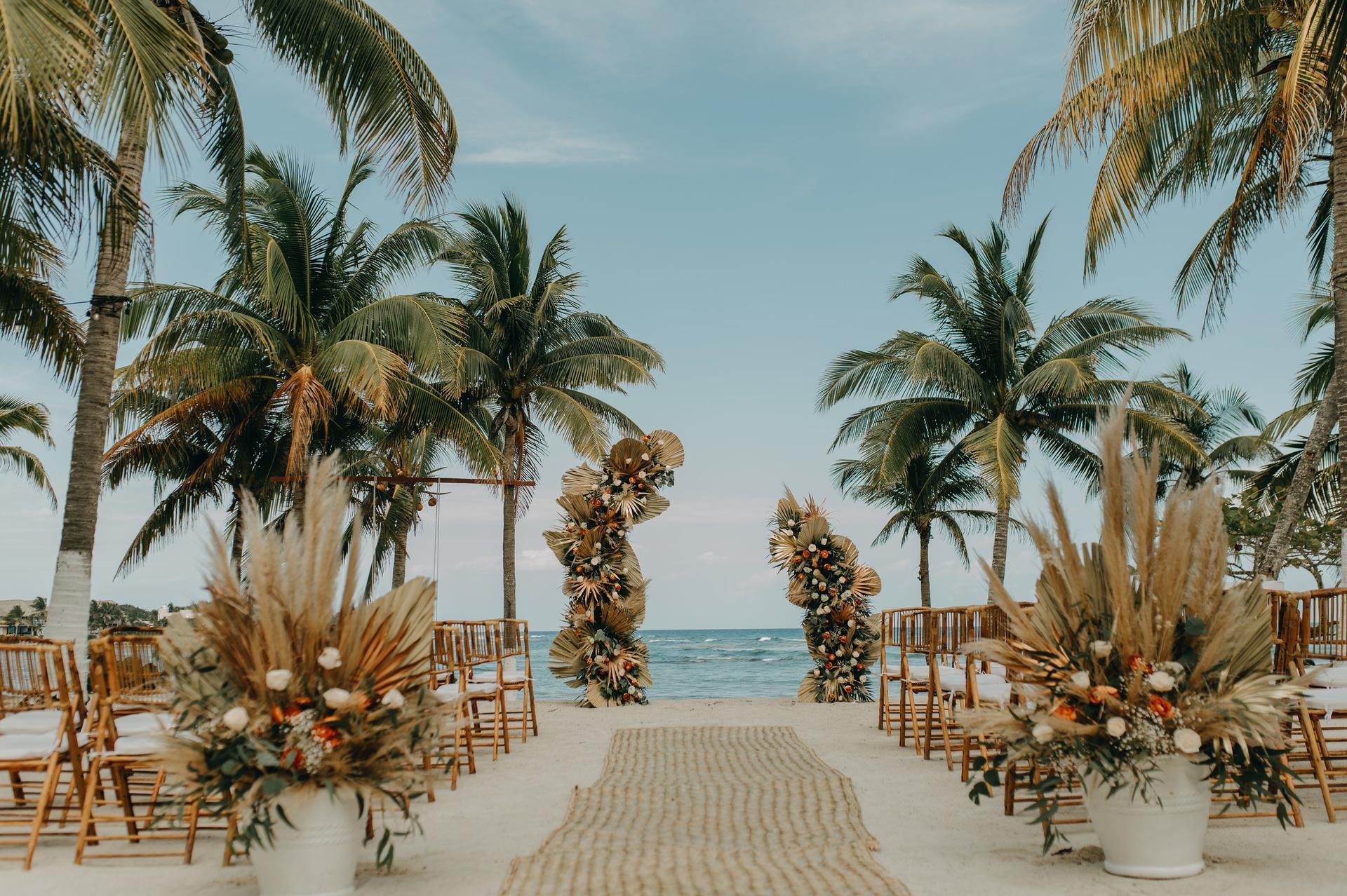 Boda en la playa 9 consejos para una celebración perfecta frente al