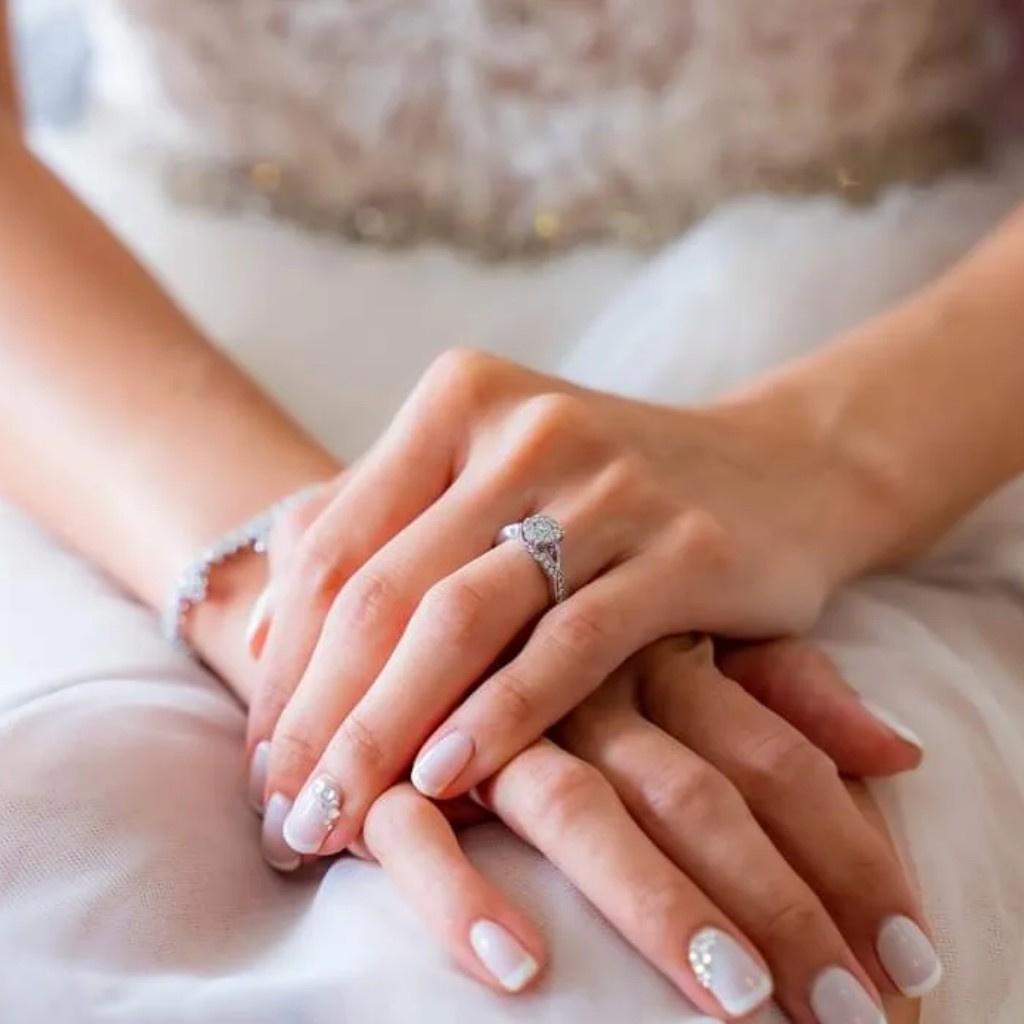 uñas para novias elegantes