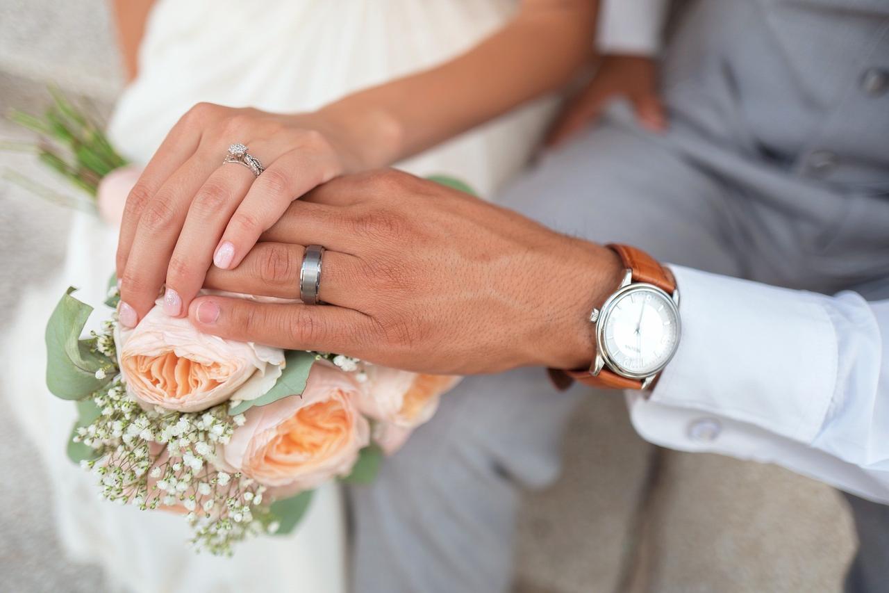 uñas para novias elegantes