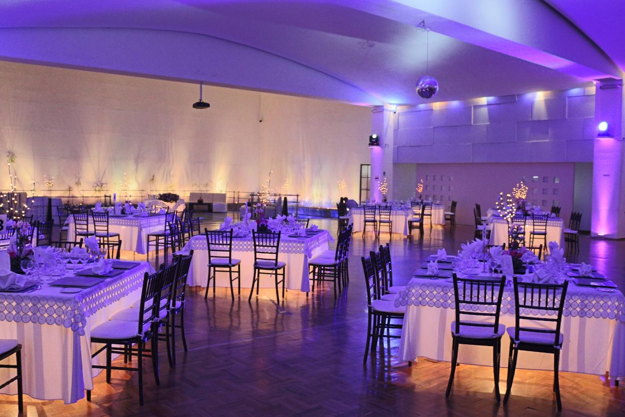 Salón Danzalagua