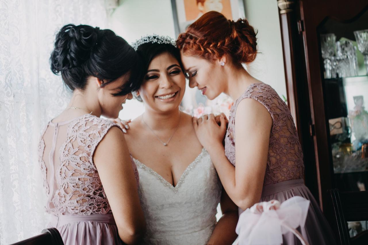 Peinados para damas de honor recogidos