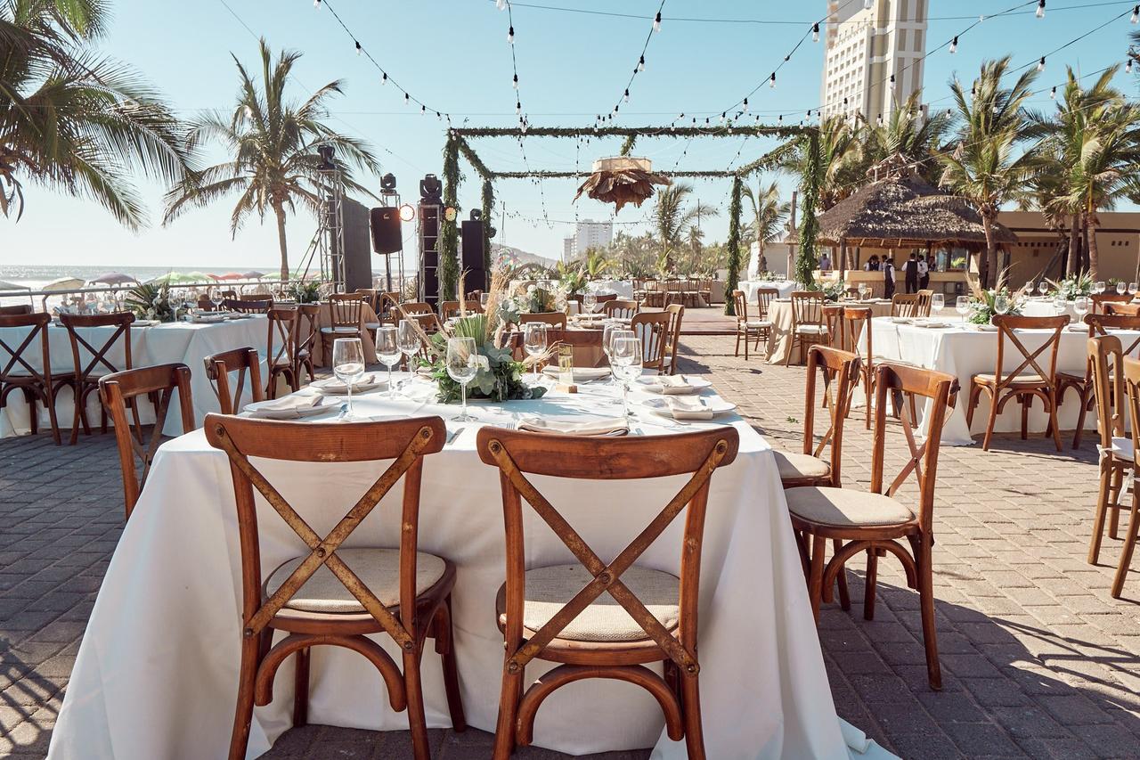 sillas crossback para boda