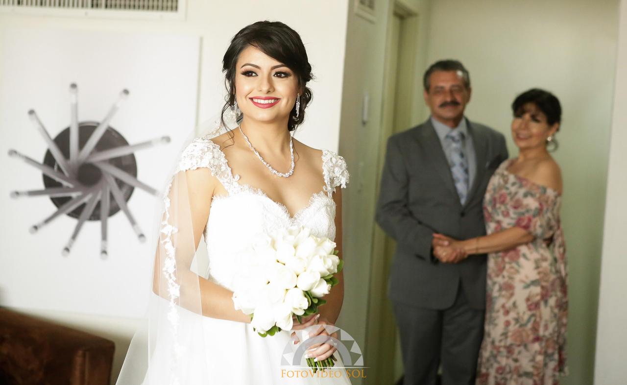 padres de la novia orgullosos