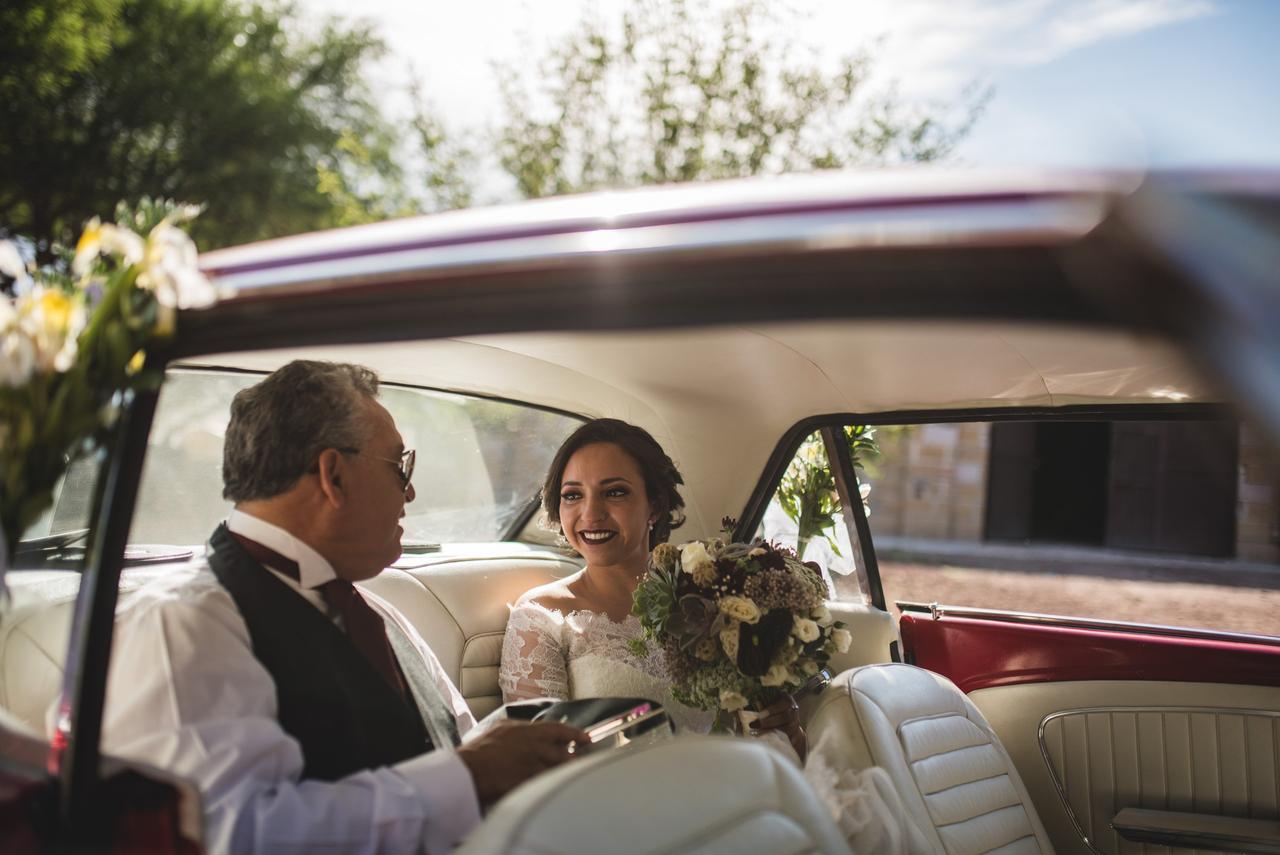 coche papá e hija