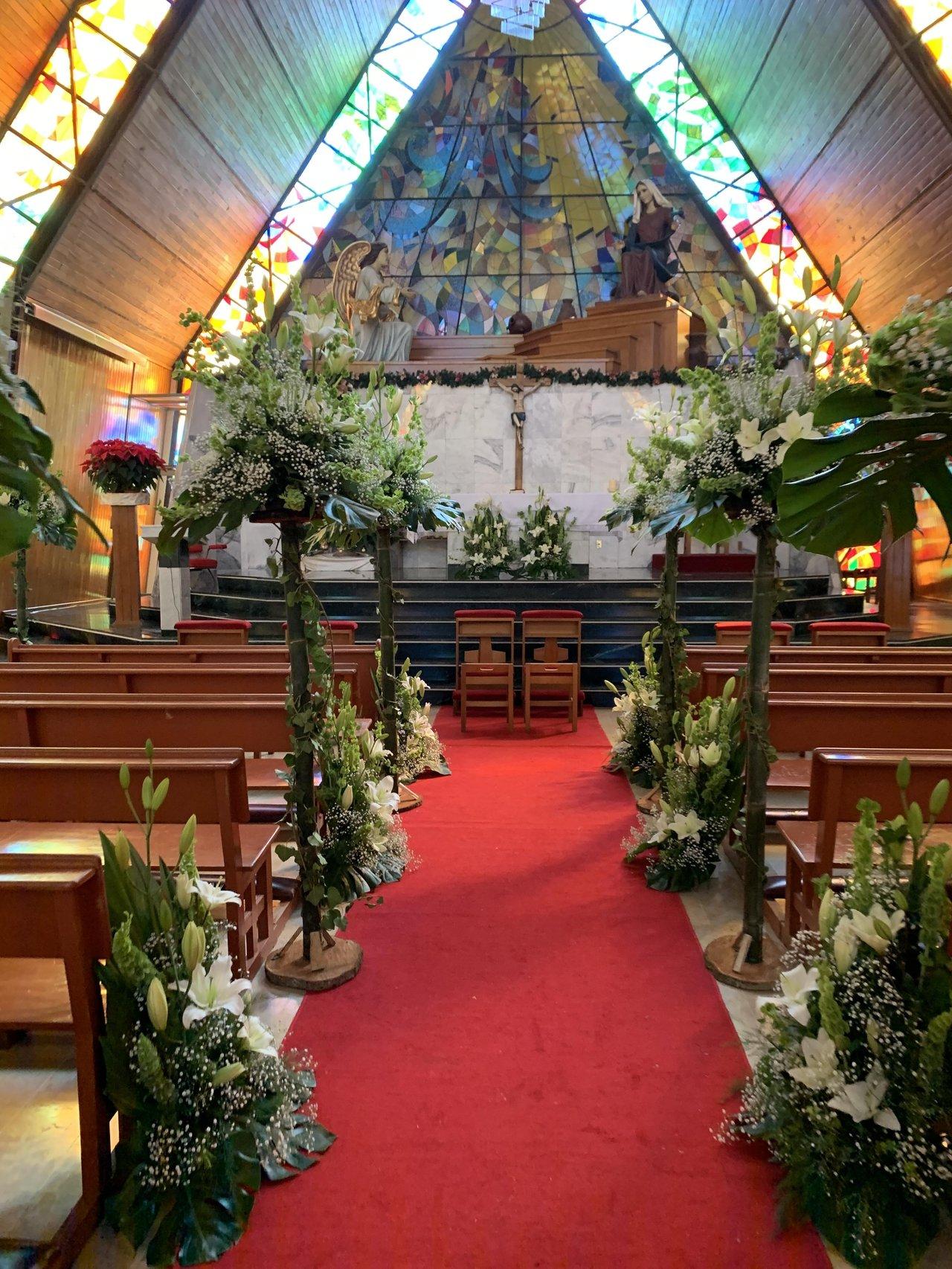 5 estrategias para decorar la iglesia de su boda a bajo costo - bodas