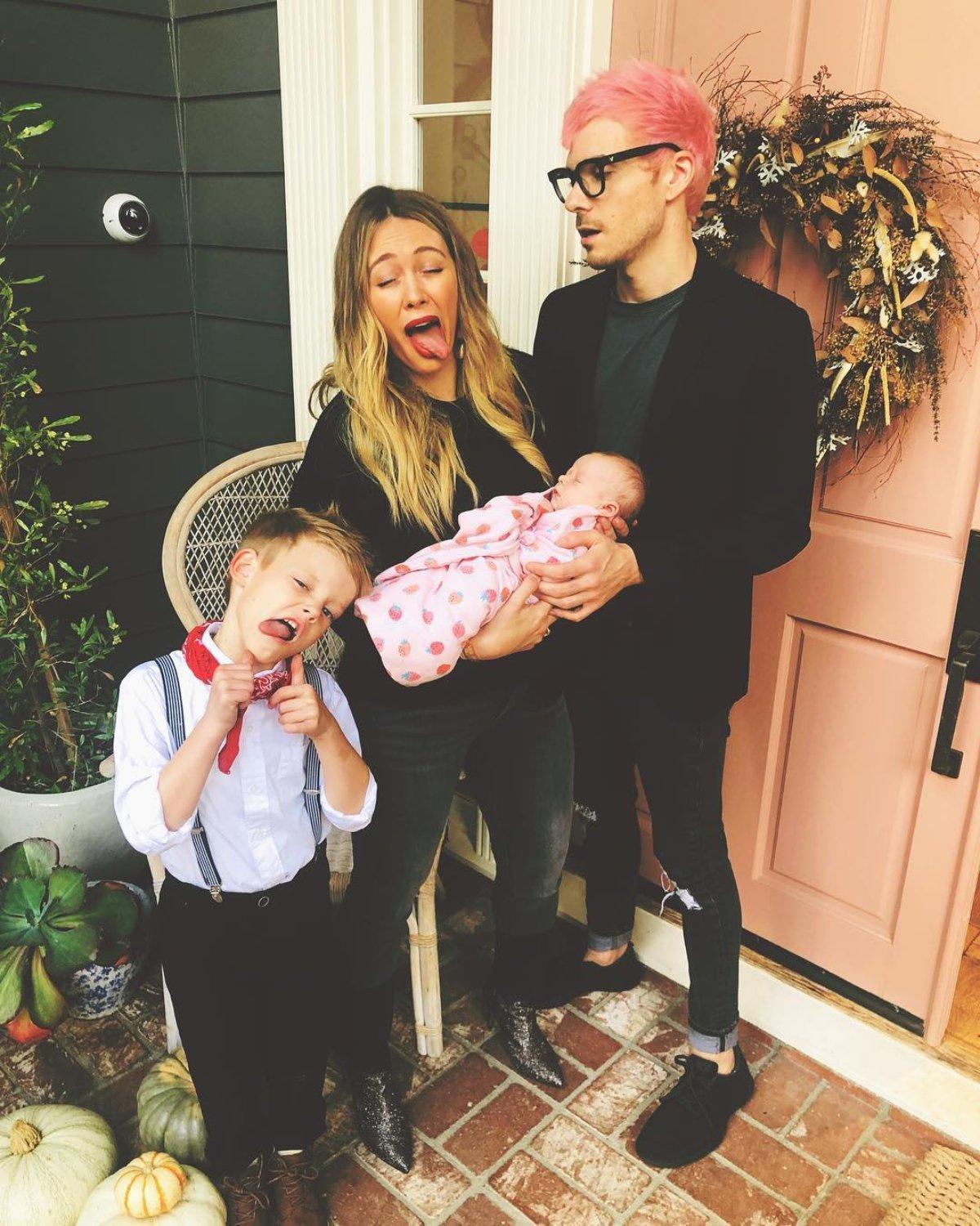 Instagram @hilaryduff