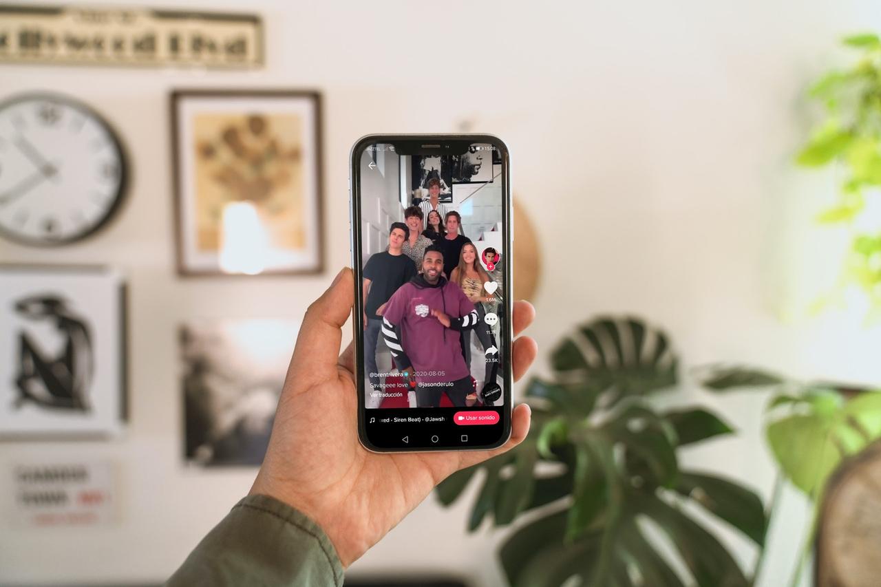 baile de cantante famoso en TikTok challenge