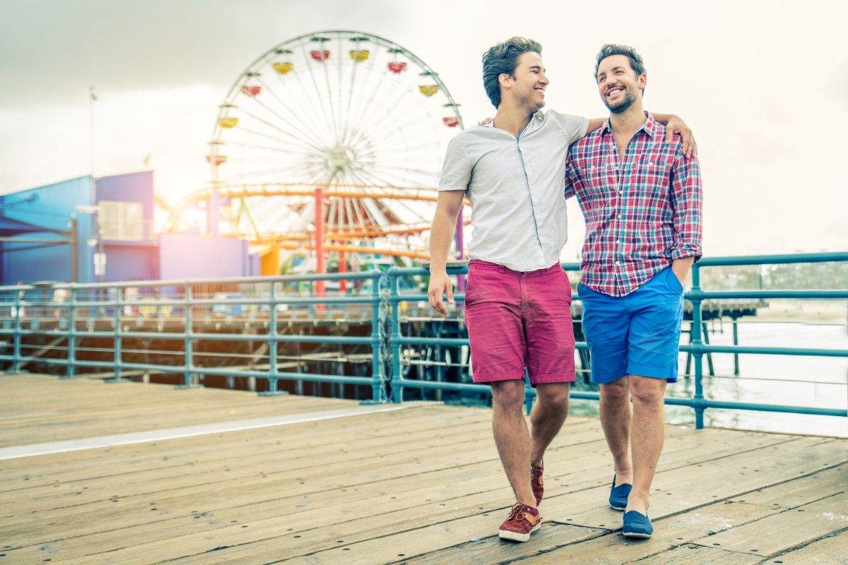 lunas de miel pareja LGBT